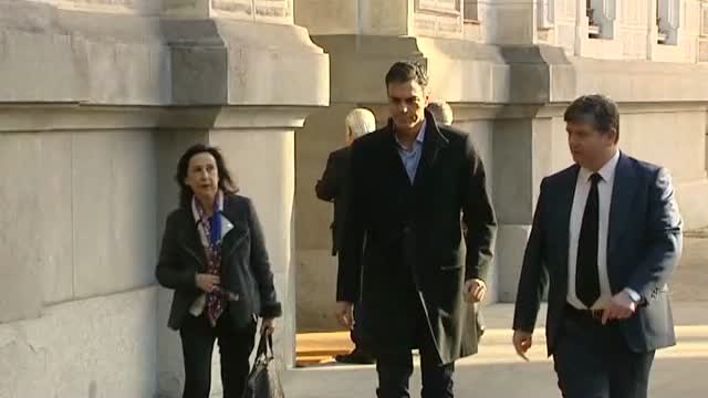 Sánchez y Rivera destacan la gran labor de Maza como fiscal y su sentido de Estado