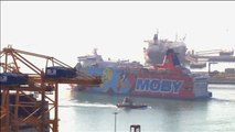 El barco 'Piolín' abandona Barcelona