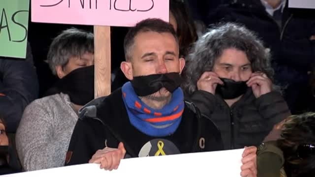 Concentraciones en Bilbao y Valencia contra las agresiones sexuales sufridos en la infancia