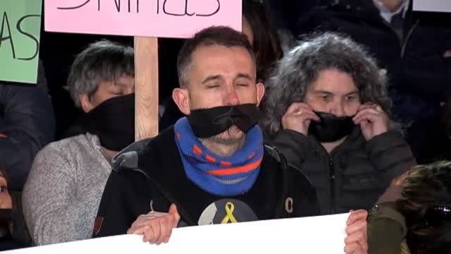 Concentraciones en Bilbao y Valencia contra las agresiones sexuales sufridos en la infancia