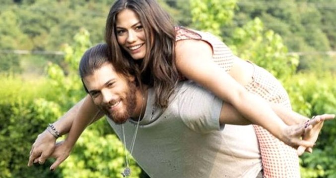 Demet Özdemir'den Rol Arkadaşı Can Yaman Hakkında Açıklama!