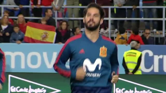 Isco, protagonista en el entrenamiento de la selección en Málaga