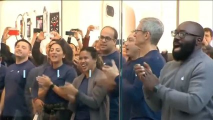 Tim Cook desata la locura por el iPhone X