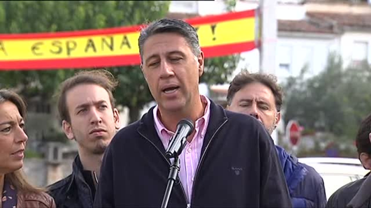 Albiol dice que Puigdemont es "pasado" y pide que se deje de hablar de él