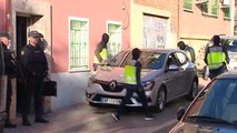 Trasladan al yihadista detenido en Madrid tras el registro en su vivienda