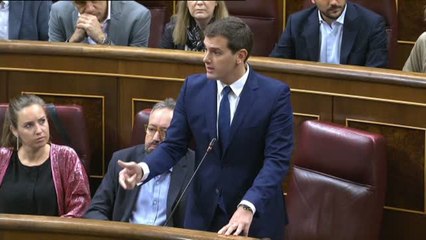El Gobierno y C&#039;s recriminan al PSOE sus dudas sobre la convocatoria electoral en Cataluña