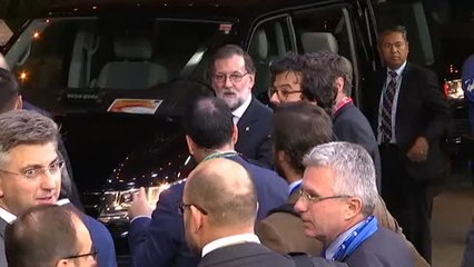 Rajoy elude hablar sobre Cataluña a su salida del Consejo Europeo