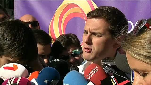 Rivera: Hay que votar en masa para echar a Puigdemont y a Junqueras del gobierno