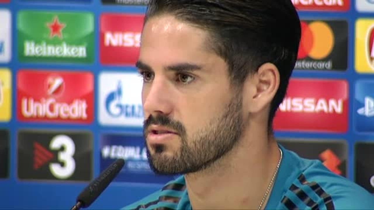 Isco con los pies en la tierra: "Si un día juegas bien eres dios y si otro fallas cinco pases te quieren echar"
