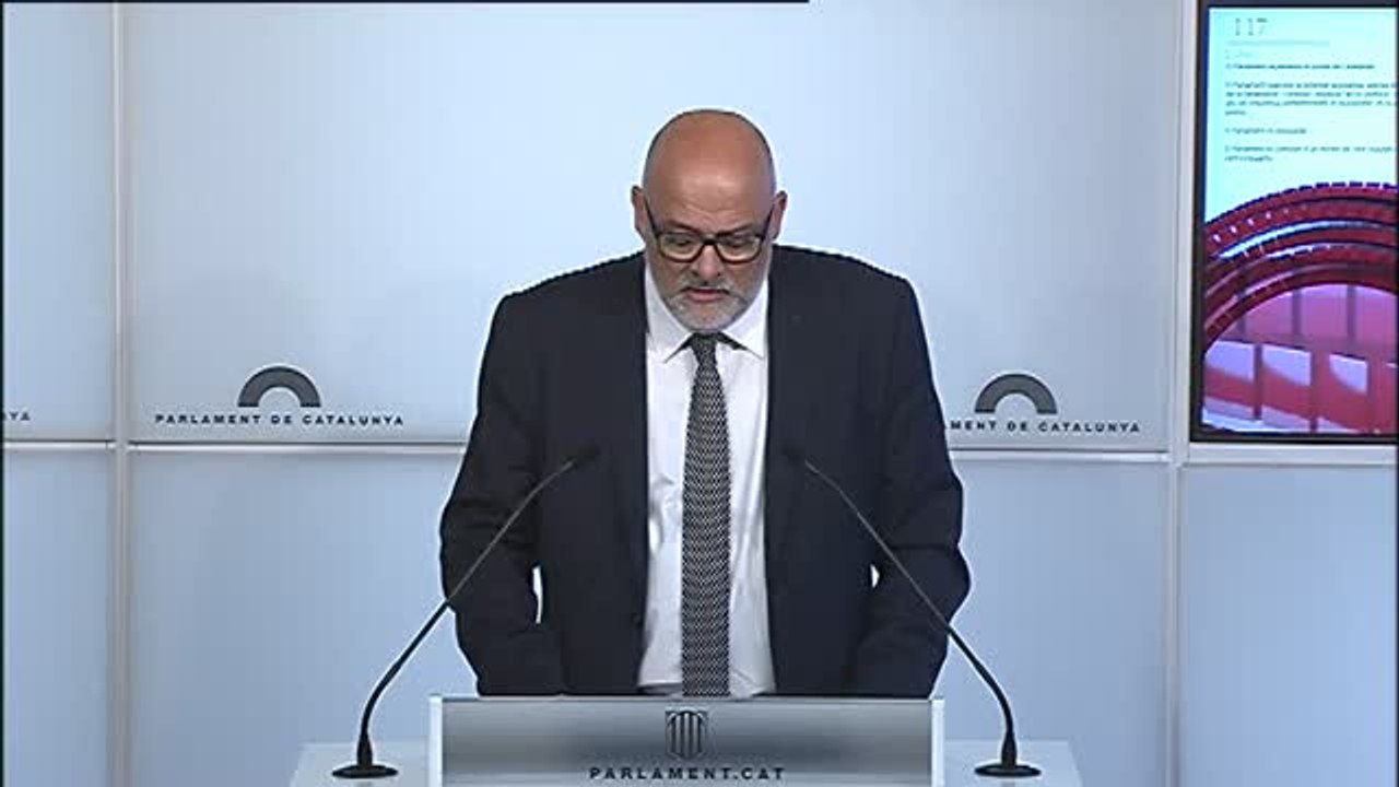 Junts Pel Sí pide al Parlament que "estudie medidas legales para responder a la agresión" del 155