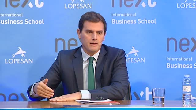 Rivera: Como tengamos complejos en hacer cumplir nuestra Constitución estamos fritos