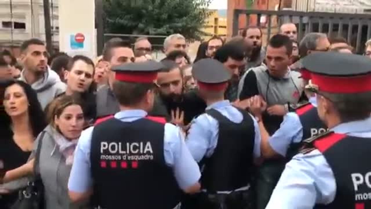 ¿Actuaron los Mossos cumpliendo la orden judicial?