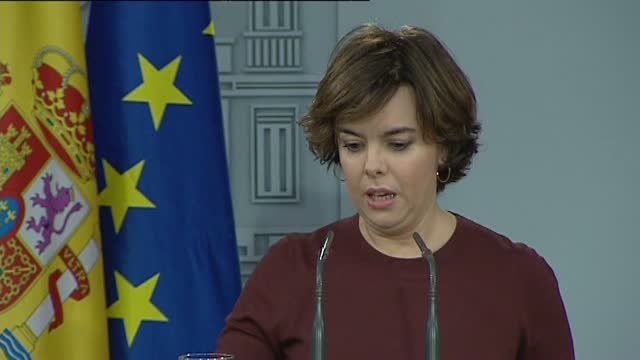 Sáenz de Santamaría: Ni el señor Puigdemont ni nadie puede sacar conclusiones de una ley que no existe