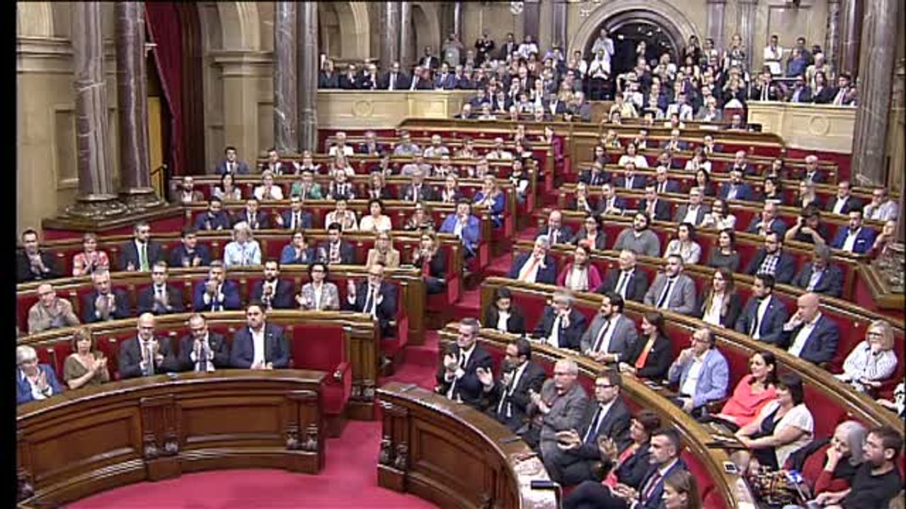 A expensas de la respuesta de Puigdemont