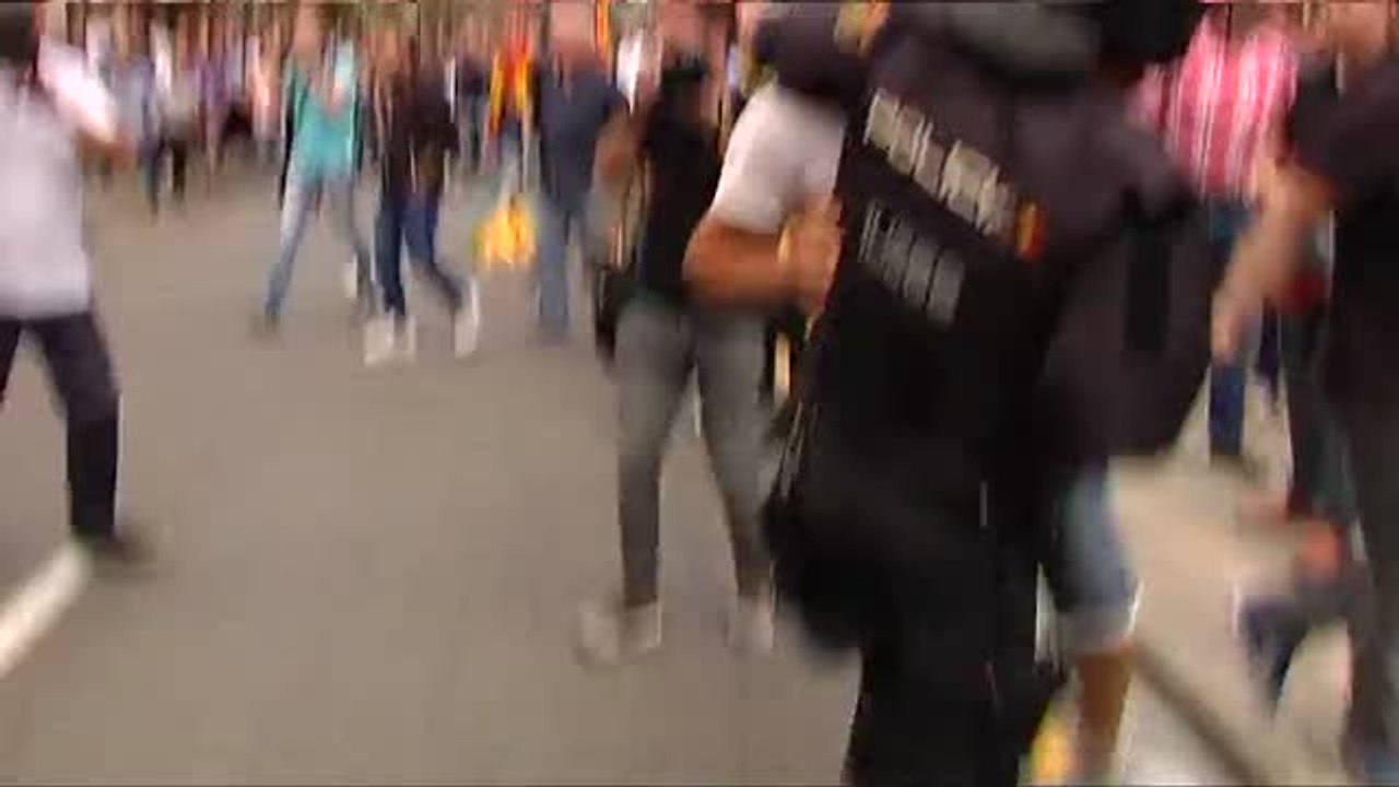 Los ultraderechistas aprovechan el clima político para crear desorden