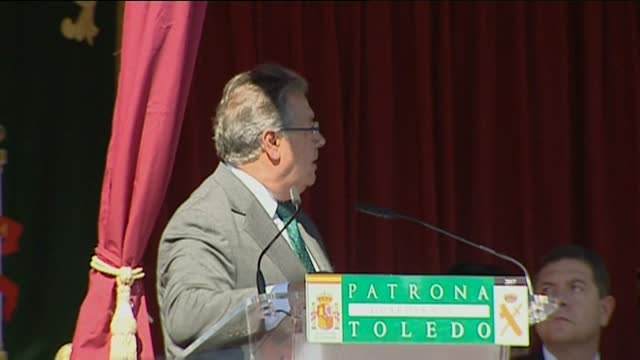 Zoido, en defensa de la Guardia Civil: Vamos a perseguir y denunciar todos los delitos de odio