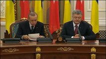 Erdogan se queda dormido mientras comparece con su homólogo ucraniano