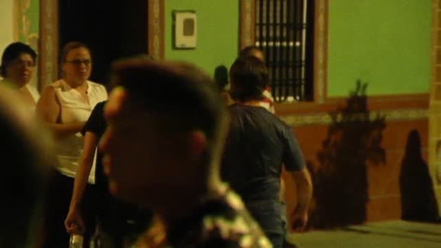 Los restos humanos encontrados en Sevilla, bajo un bloque de hormigón, podrían estar relacionados con una desaparición de hace 15 días