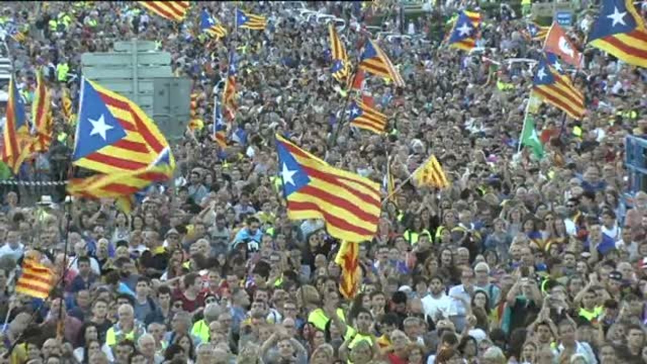 Multitudinario cierre de campaña del independentismo a favor del "sí" en el referéndum