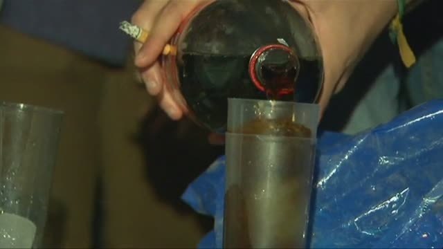 El 57 por ciento de los menores puede comprar alcohol sin problemas