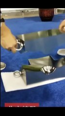 Des pièces métalliques s'emboitent parfaitement