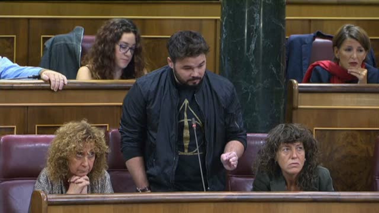 Rufián a Rajoy: "Le pido y le exijo que saque sus sucias manos de las instituciones catalanas"