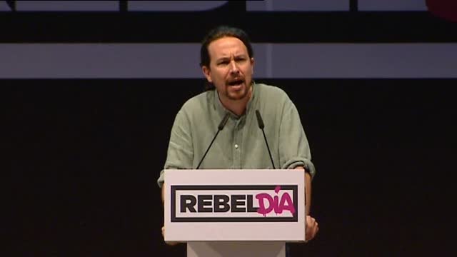 Pablo Iglesias: ¡Viva la fraternidad, viva la democracia, visca Catalunya y viva España!
