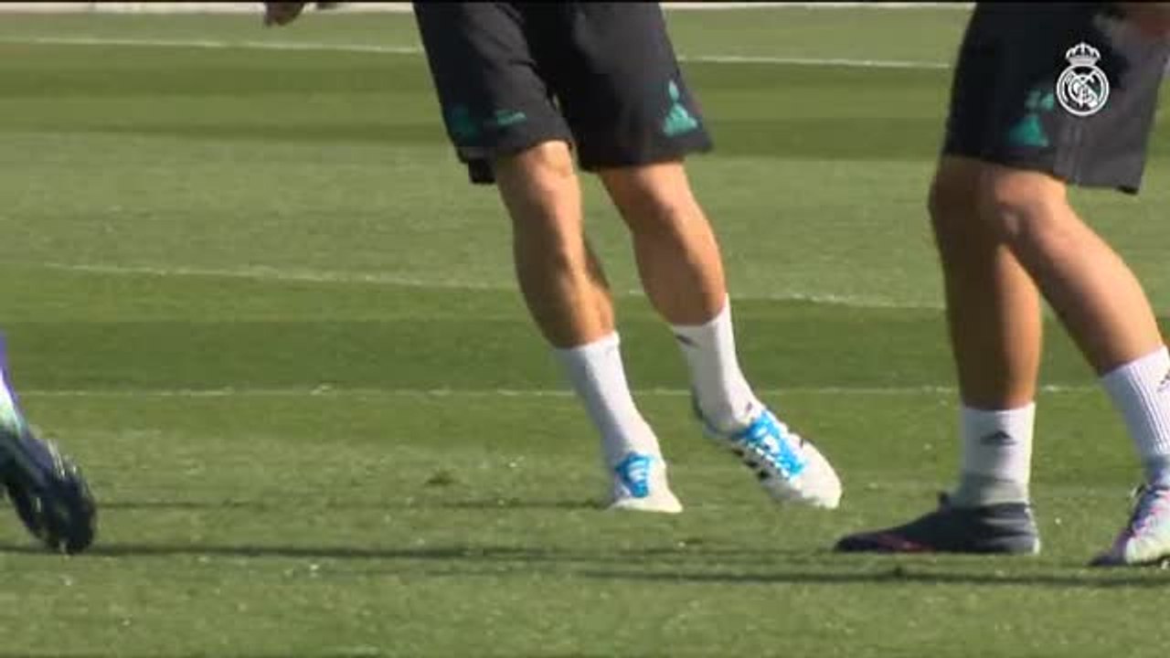 Kroos se entrena junto a sus compañeros