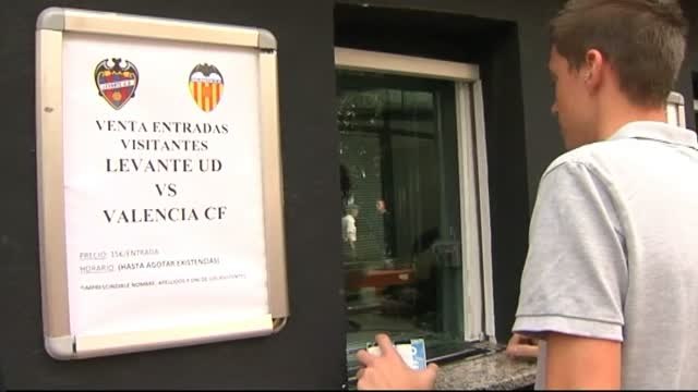 Los aficionados del Valencia, indignados por la venta de entradas