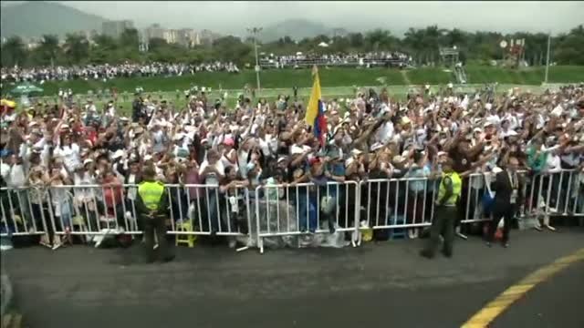 El papa Francisco señala en Medellín que la renovación supone sacrificio y valentía