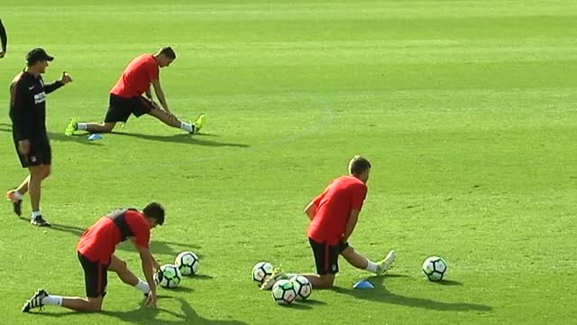 El Atlético de Madrid se entrena con la ausencia de los internacionales