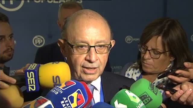 Montoro apercibe a la Generalitat para que explique cómo sufraga la web del referéndum