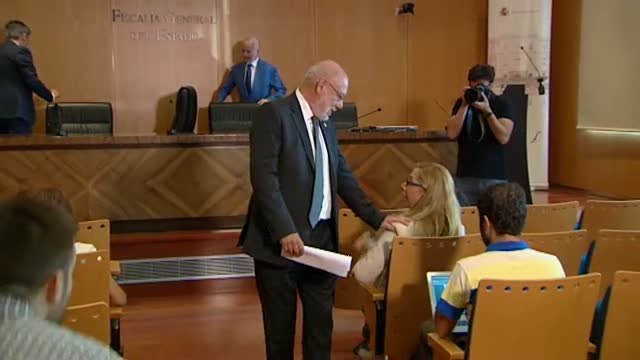 La Fiscalía se querella contra Puigdemont y todo el Govern