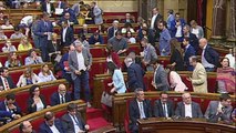 Los independentistas desoyen las advertencias de Rajoy y aprueban la ley de desconexión
