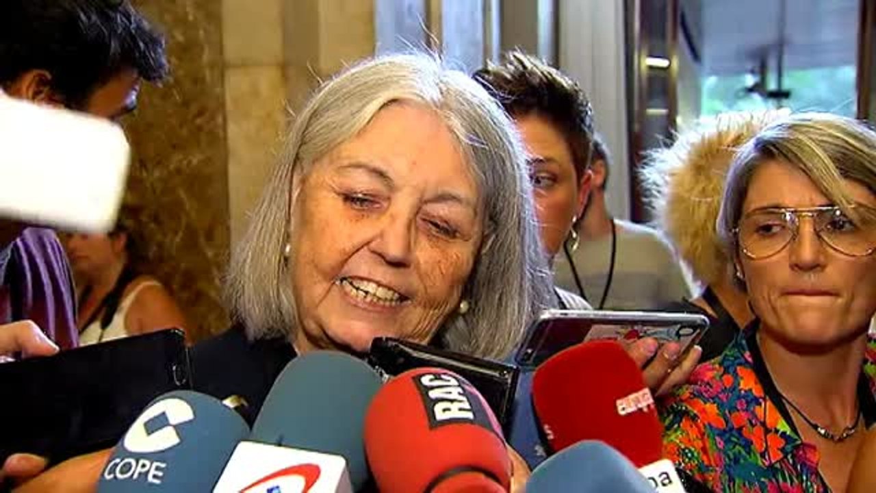 Àngels Martínez sobre la retirada de las banderas de España: "Volvería a hacerlo sin problema"