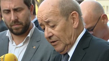 El Ministro del Exterior francés visita a los compatriotas heridos tras el atentado