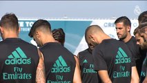 El Real Madrid guarda un minuto de silencio por las víctimas de Barcelona