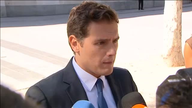 Rivera, a Sánchez: No se trata de hacer comisiones para contentar a Junqueras o Puigdemont