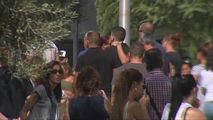 Multitudinario entierro de la joven fallecida en un ascensor