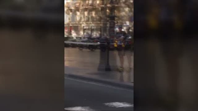 Los Mossos buscan a una tercera persona implicada con los atentados de Barcelona