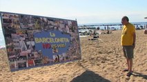Los vecinos de la Barceloneta protestan por los actos incívicos de los turistas