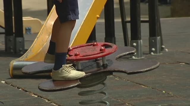 La difícil tarea de explicar la realidad más dura a los más pequeños