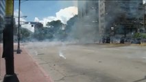 Al menos ocho agentes heridos en un atentado contra la Policía en Caracas