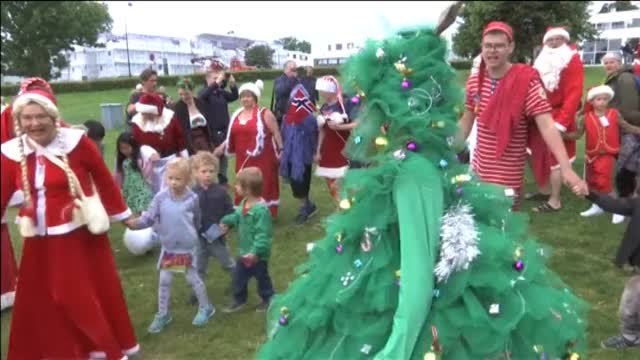 Copenhague acoge el congreso anual de Papa Noel para organizar la próxima Navidad