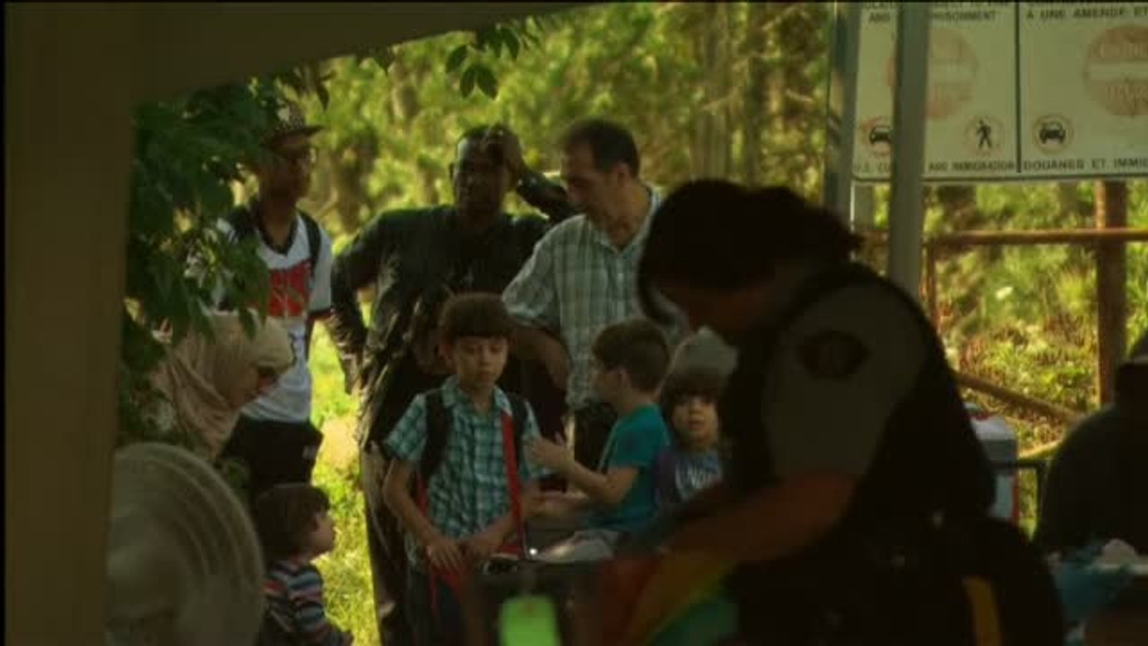 Inmigrantes haitianos ponen rumbo a Canadá para evitar la deportación en Estados Unidos