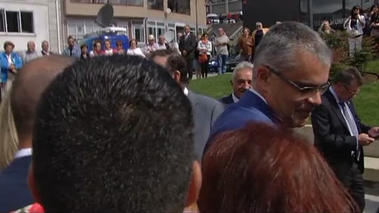 Rajoy califica de "radicales y extremistas" a los que atacan al turismo