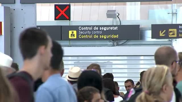 El comité de huelga defiende que si hay colas en el Prat, está todo ganado