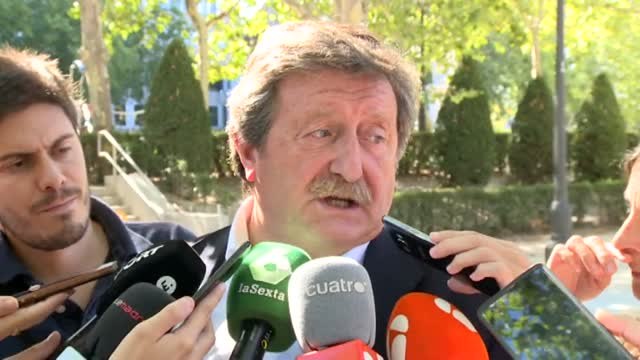 Larrea: Si Villar considera que es inocente y no debe dimitir no es una decisión que deba tomar yo