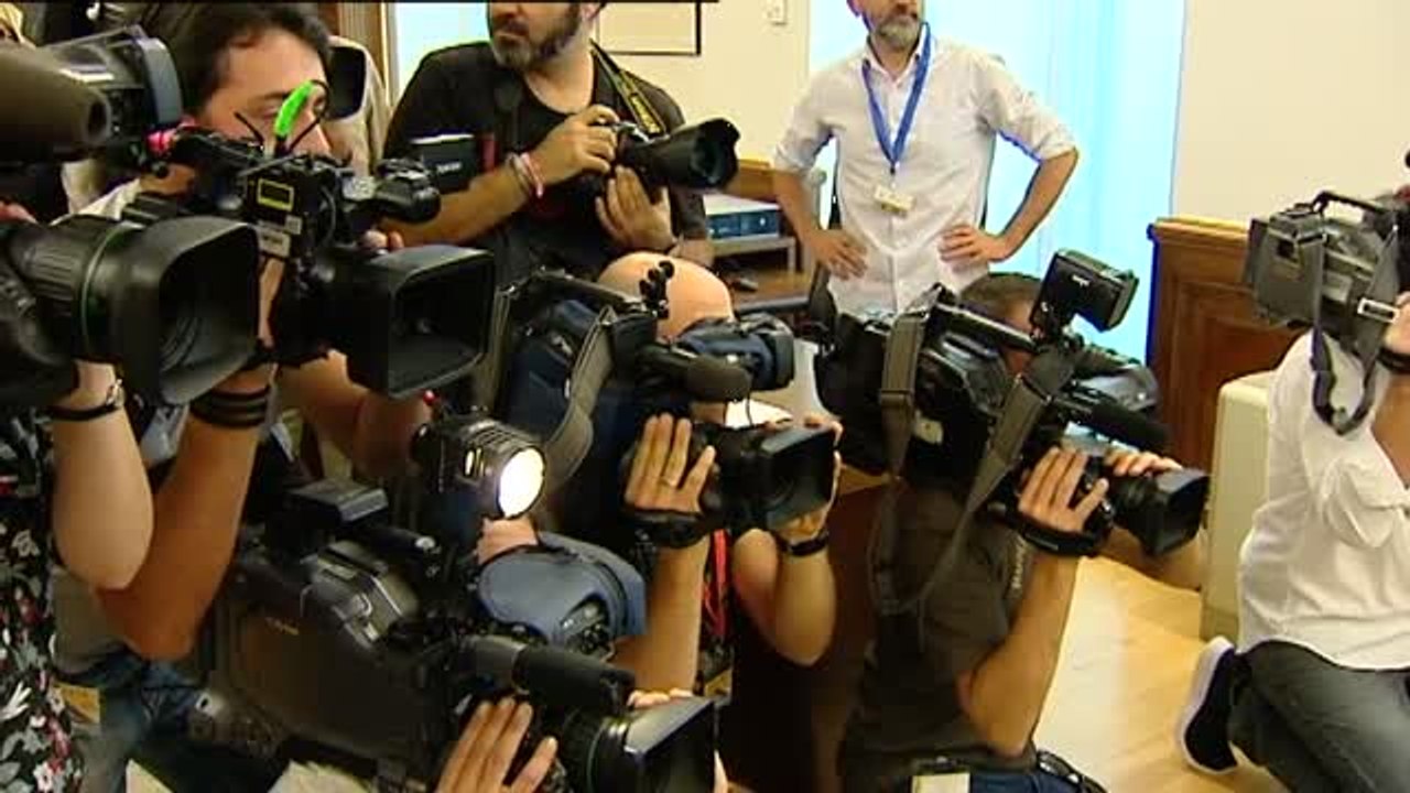 PSOE y Podemos se reúnen en el Congreso para intentar un pacto de izquierdas