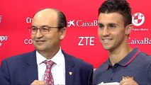 Corchia, presentado oficialmente como jugador del Sevilla
